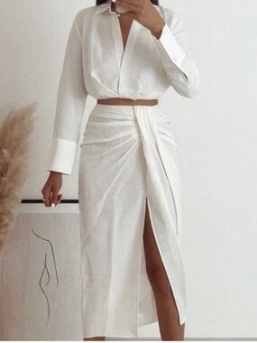 Zara Ecru linen blend knotted skirt & top co-ord set